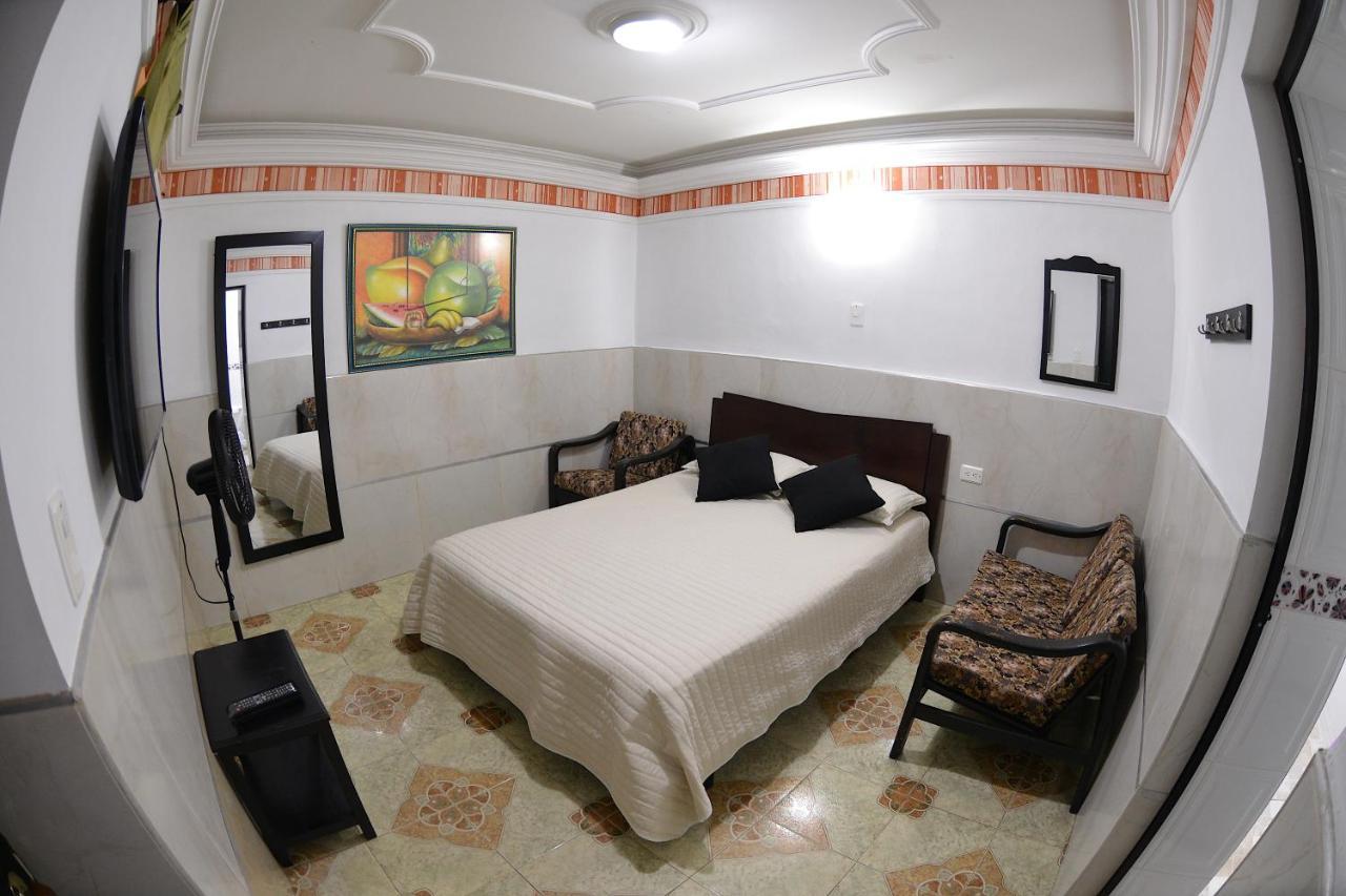 La Hermosa Hotel Buga Exterior photo
